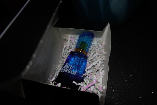 Blu Dream Perfume - Image 4